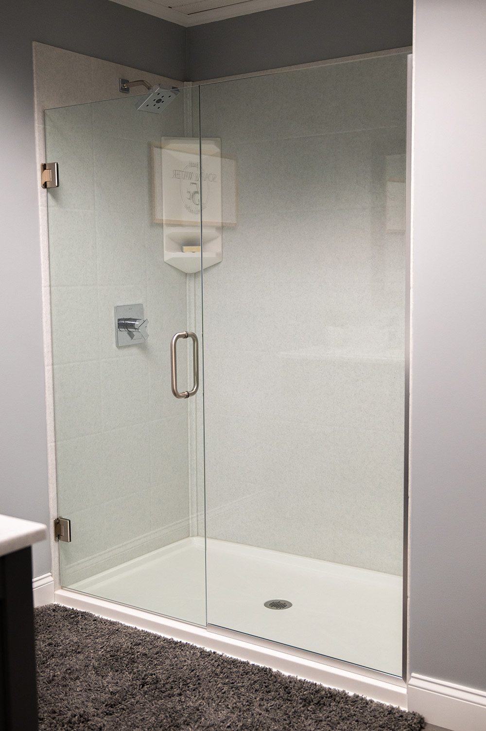 Top 3 Reasons to Choose Solid Surface Shower Panels over Traditional Tile